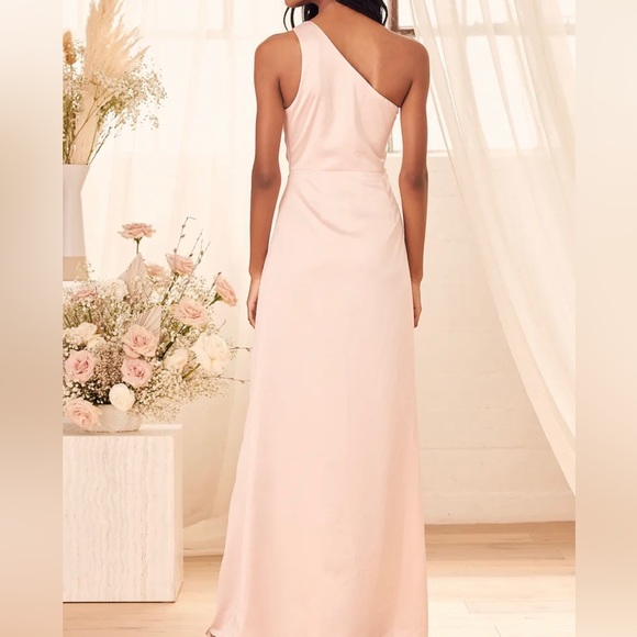 Blush Pink maxi side slit wedding guest dress - Picture 2 of 4